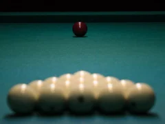 Trò chơi Bi-a 3D Hình chóp trực tuyến