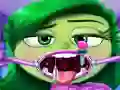 Trò chơi Inside Out Disgust Throat Surgery trực tuyến