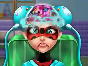 Trò chơi Dotted Girl Brain Doctor trực tuyến