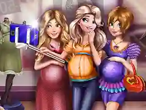 Trò chơi Princesses Pregnant Selfie trực tuyến