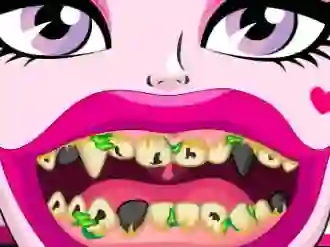 Trò chơi Draculaura Bad Teeth trực tuyến